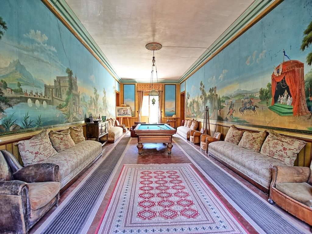 Nestling in over 14 acres of beautiful land is this magnificent South facin