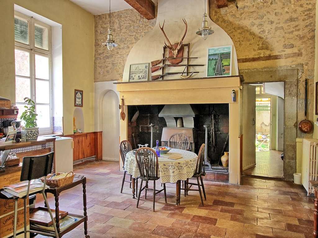 Nestling in over 14 acres of beautiful land is this magnificent South facin