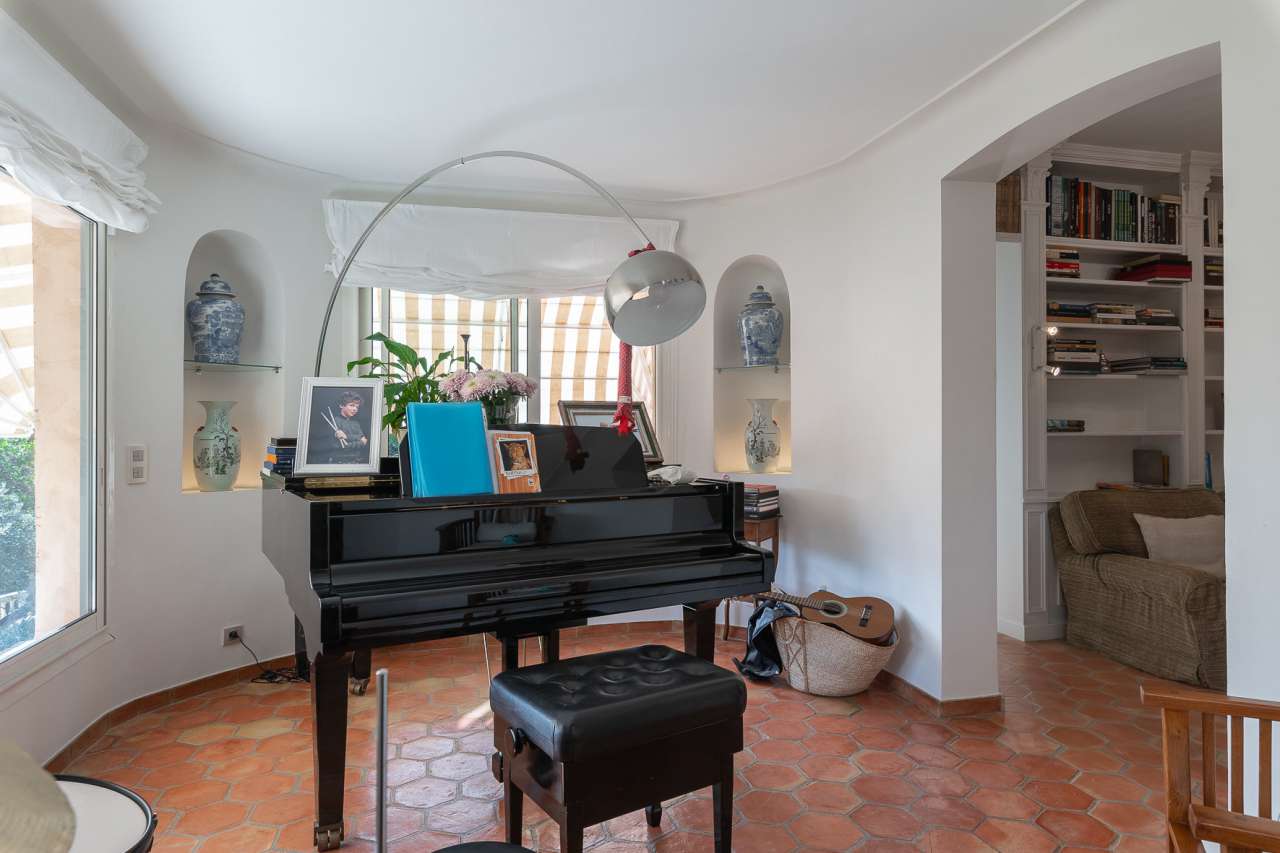 Magnificent 8 bedroom villa, which is probably one of the most stunning vil