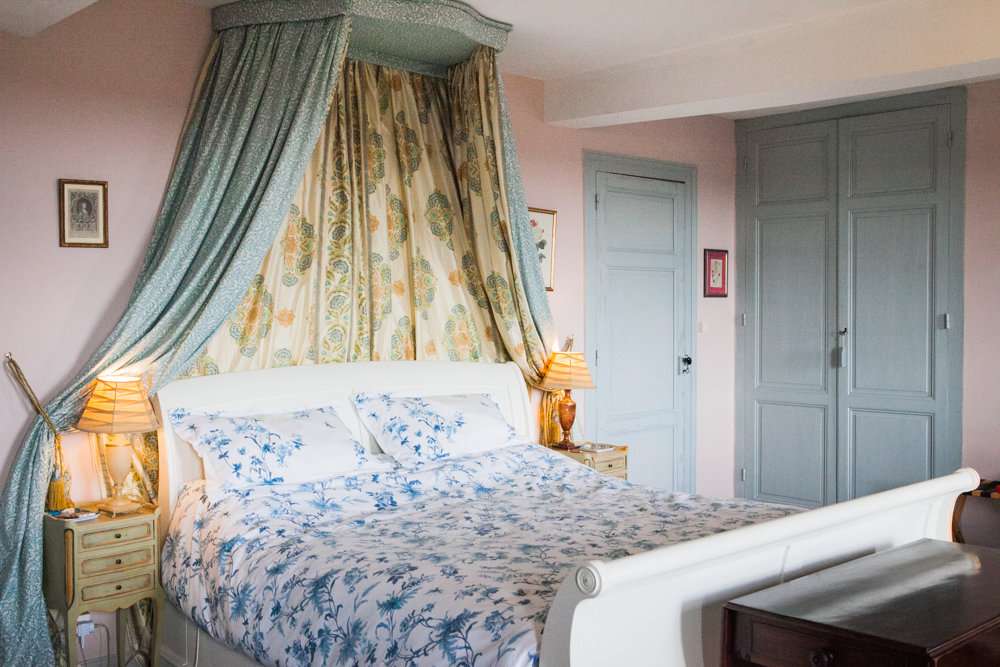 Classified as a 'Monument Historique' is this outstanding South facing 7 be