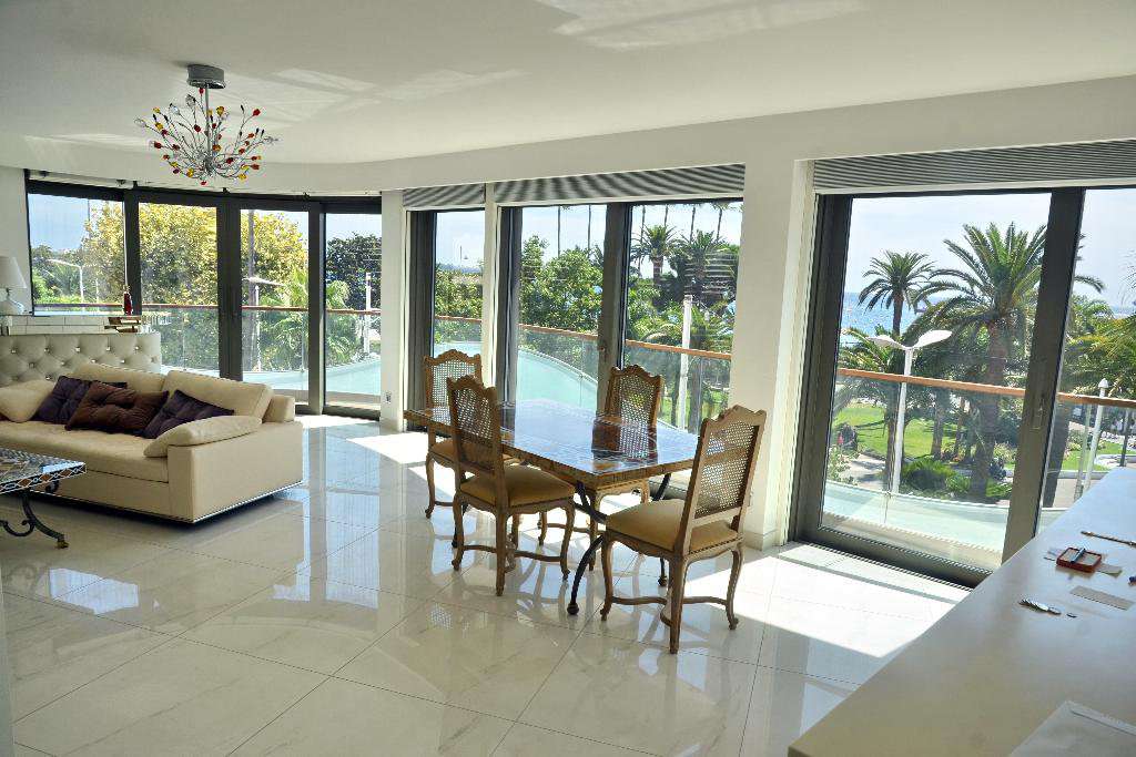Bright and modern 3 bedroom apartment, with a total living area of 110m2, i