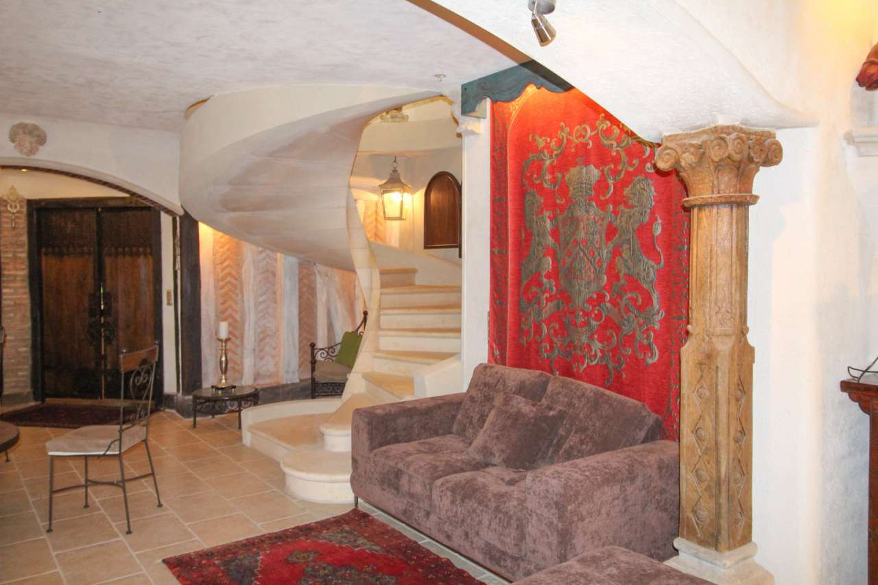 Exceptional 5 bedroom house set within total privacy and tranquility on ove