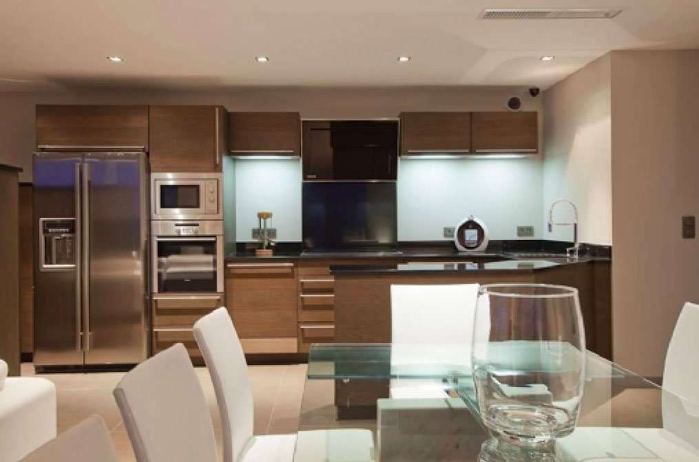 Exceptional contemporary and luxurious 5 bedroom villa with amazing infinit