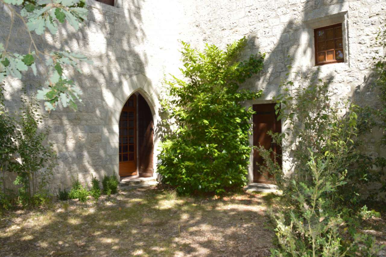 Full of charm and character is this 3 bedroom Twelfth Century Chateau, nest