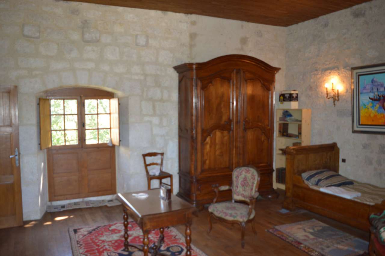 Full of charm and character is this 3 bedroom Twelfth Century Chateau, nest