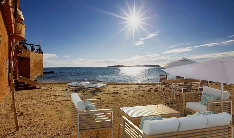 Superb 10 bedroom sea front villa with its own private beach, located in an