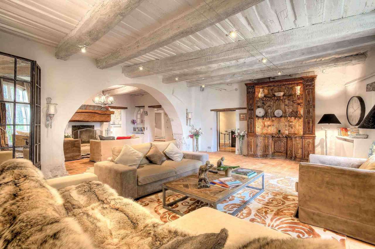 Authentic and historical 6 bedroom former olive mill, which is part of the