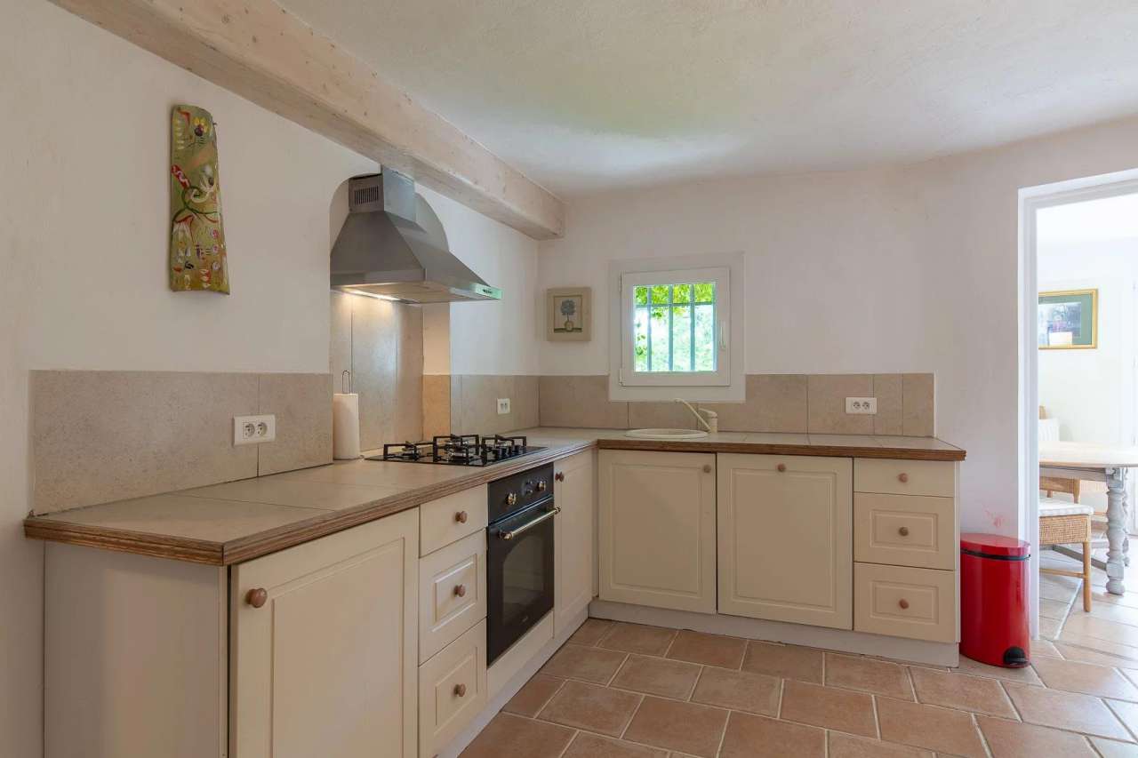 Charming 4 bedroom family home, with a beautifully presented total living a