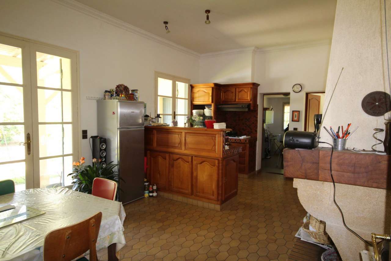 Charming 5 bedroom Manoir with expansive pool, nestling in nearly 5 acres o