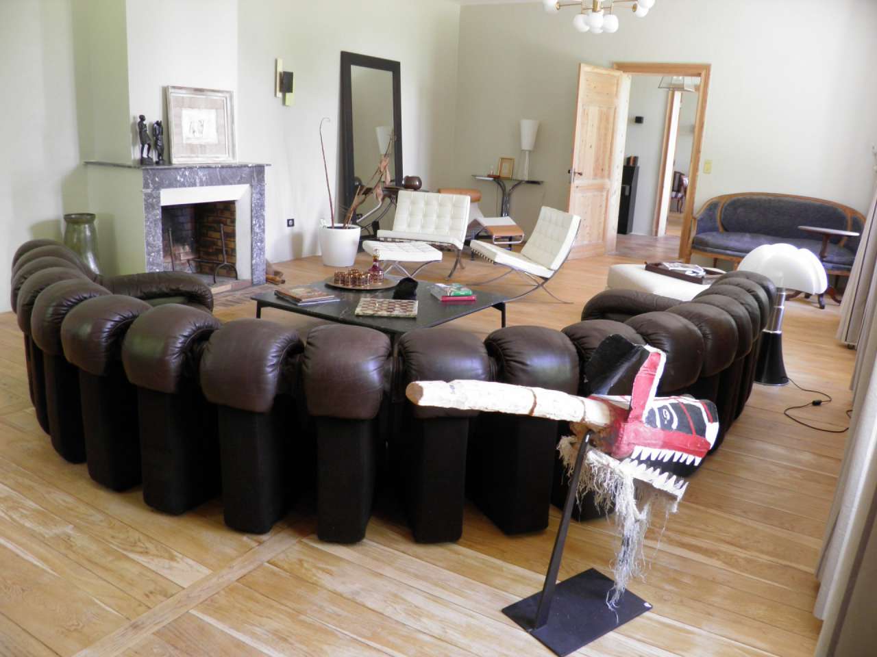 Superb stone built 8 bedroom property, which is ideally set within a quiet