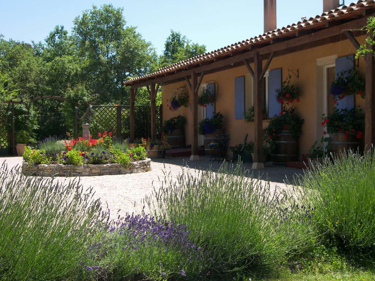 Beautifully maintained and in excellent condition throughout, this superb p