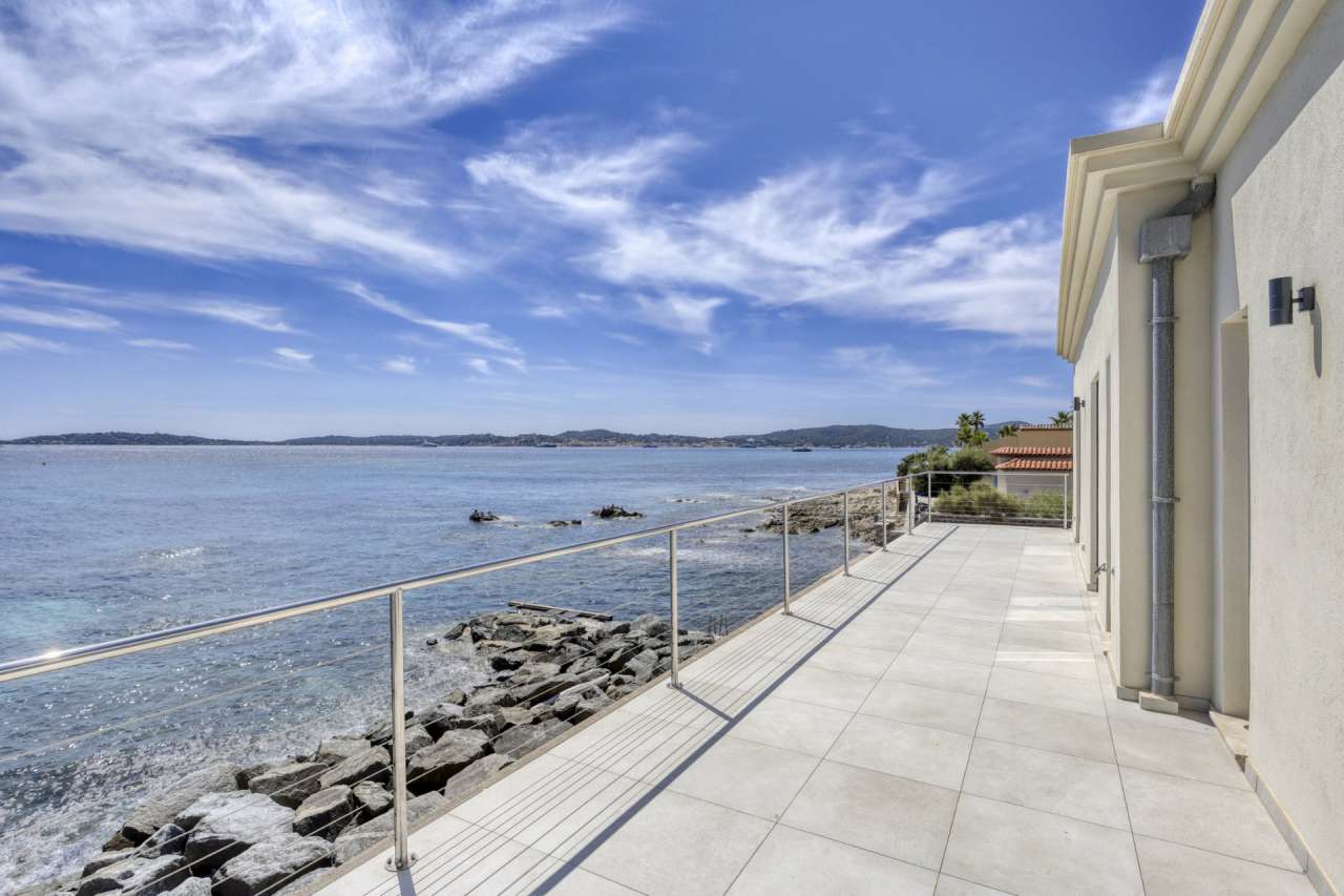 Unique opportunity to acquire an outstanding 6 bedroom waterfront villa wit