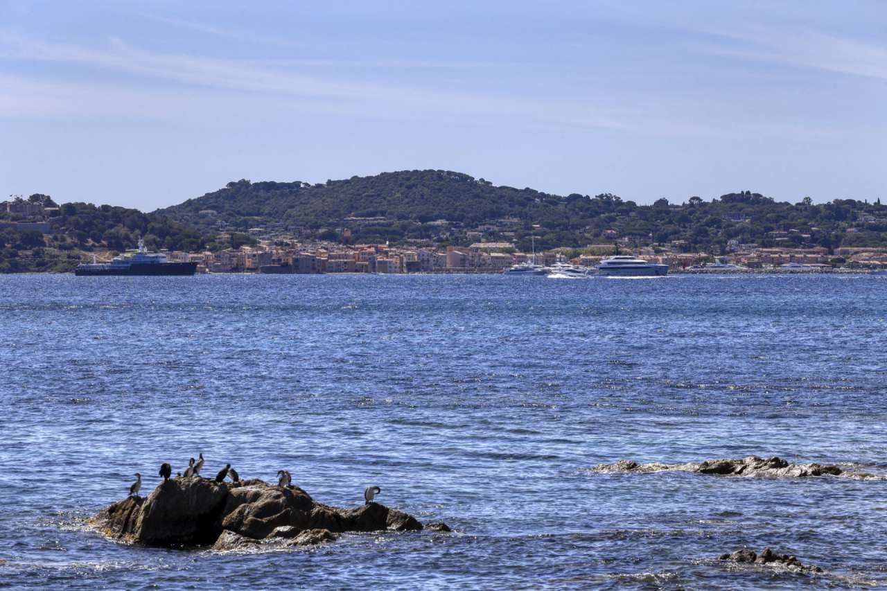 Unique opportunity to acquire an outstanding 6 bedroom waterfront villa wit