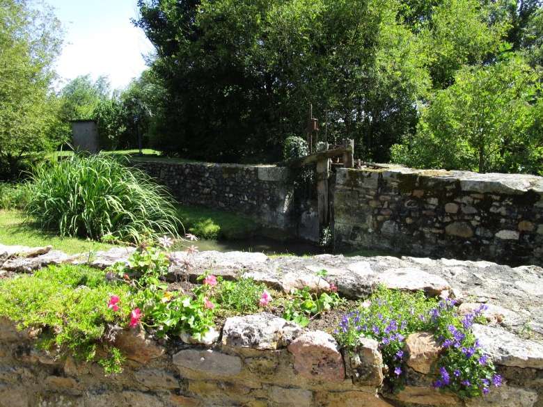 Beautifully restored 4 bedroom former mill with gite, expansive pool and ou