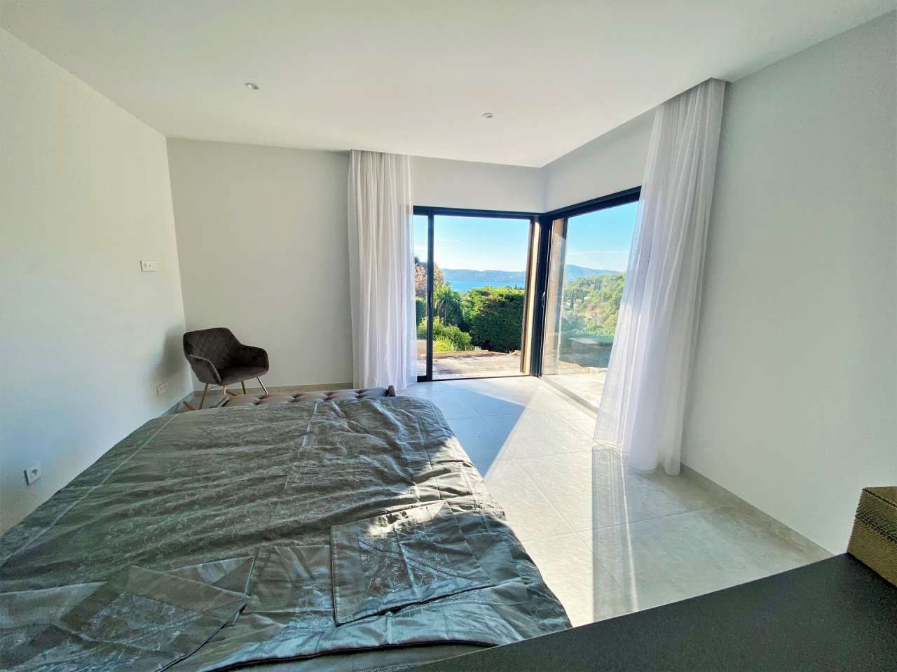 Rare opportunity to acquire a brand new luxurious 5 bedroom South facing vi