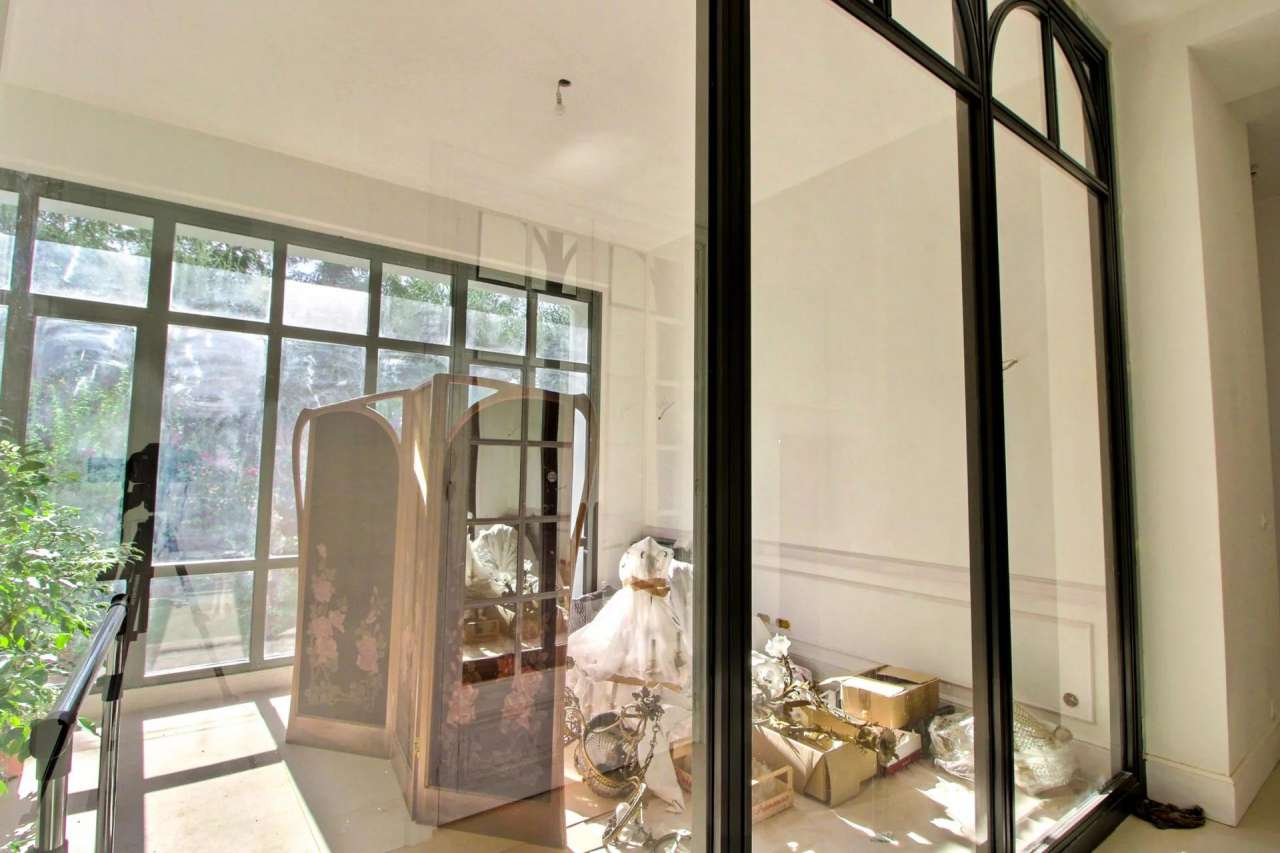 Magnificent, grand and spacious 1900' villa, which is ideally situated just