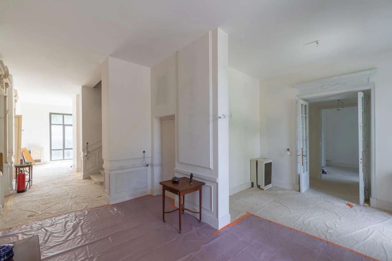 Magnificent, grand and spacious 1900' villa, which is ideally situated just