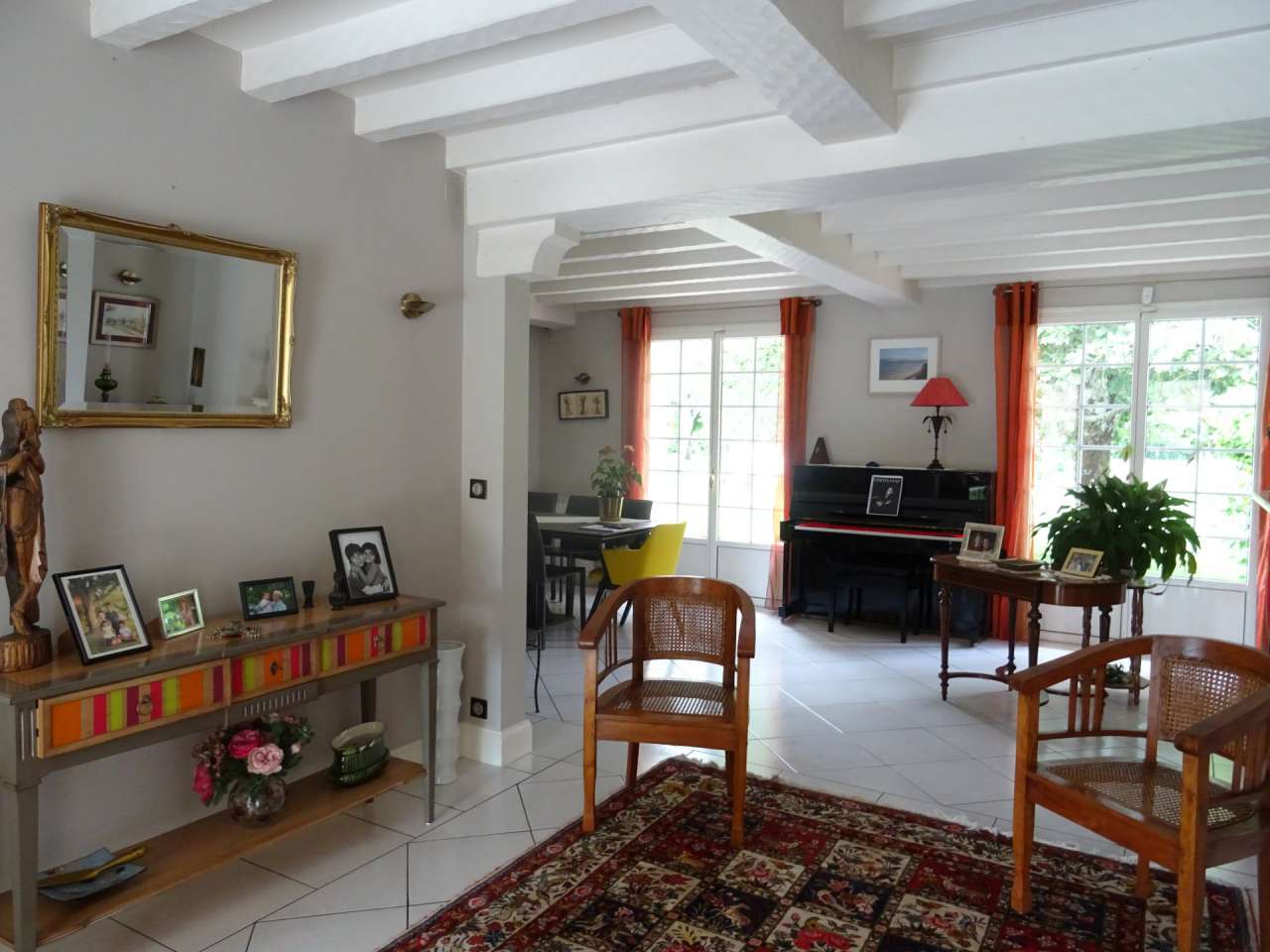 Nestling in nearly 6 acres of glorious land is this amazing 4 bedroom villa