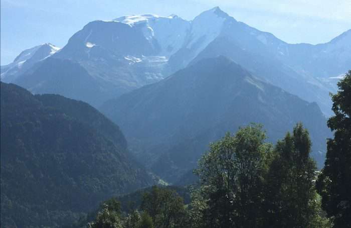 Unique 4 bedroom ski chalet located in a prime and protected setting in Sai