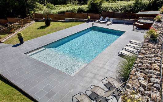 Unique opportunity to acquire a beautifully renovated 17th century, 4 bedro