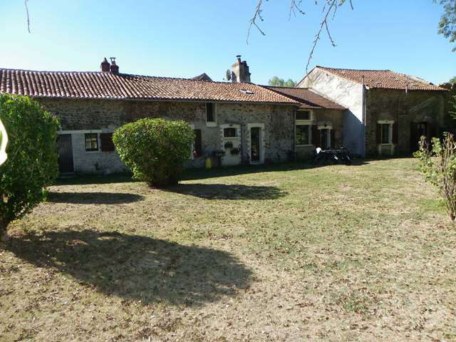 Unique opportunity to acquire a collection of 5 houses nestling in 1.5 acre