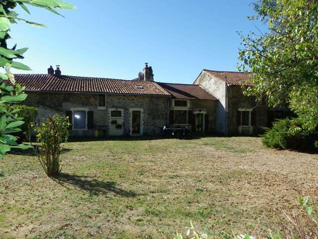 Unique opportunity to acquire a collection of 5 houses nestling in 1.5 acre