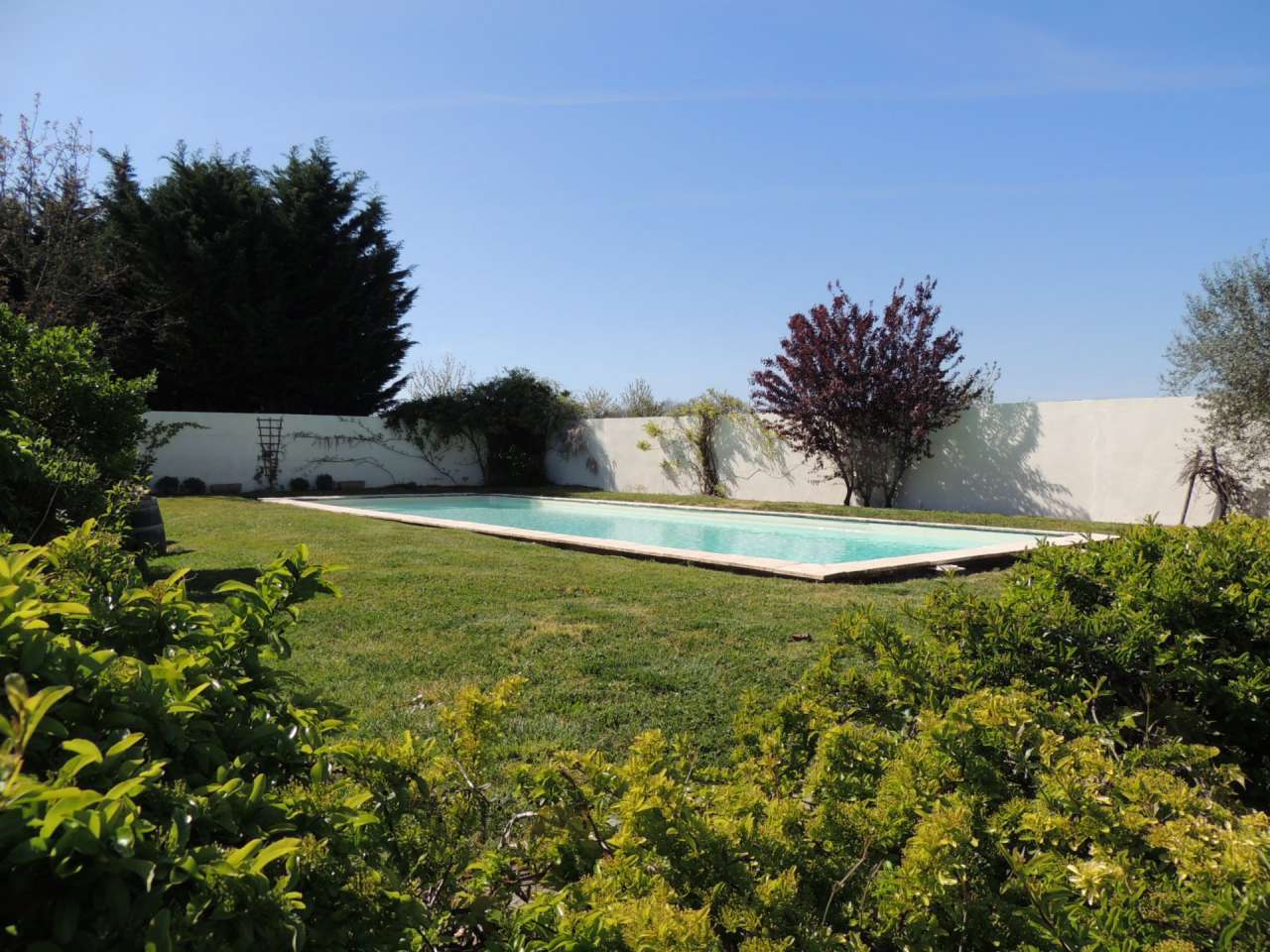 Wonderful opportunity to acquire a beautiful 3 bedroom house with separate