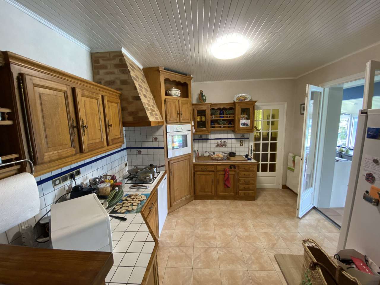 Full of character and charm and ideally situated in a quiet hamlet close to