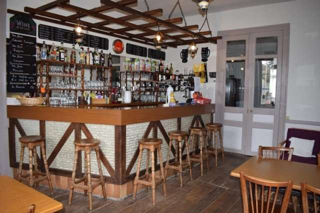 Excellent opportunity to purchase a 7 bedroom home with an attached fully o