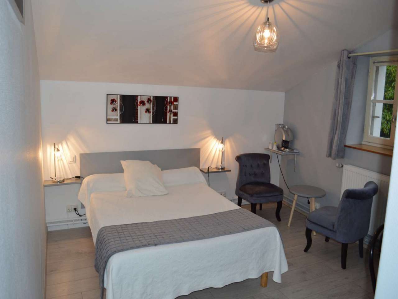 An excellent income generating and lifestyle opportunity with this property