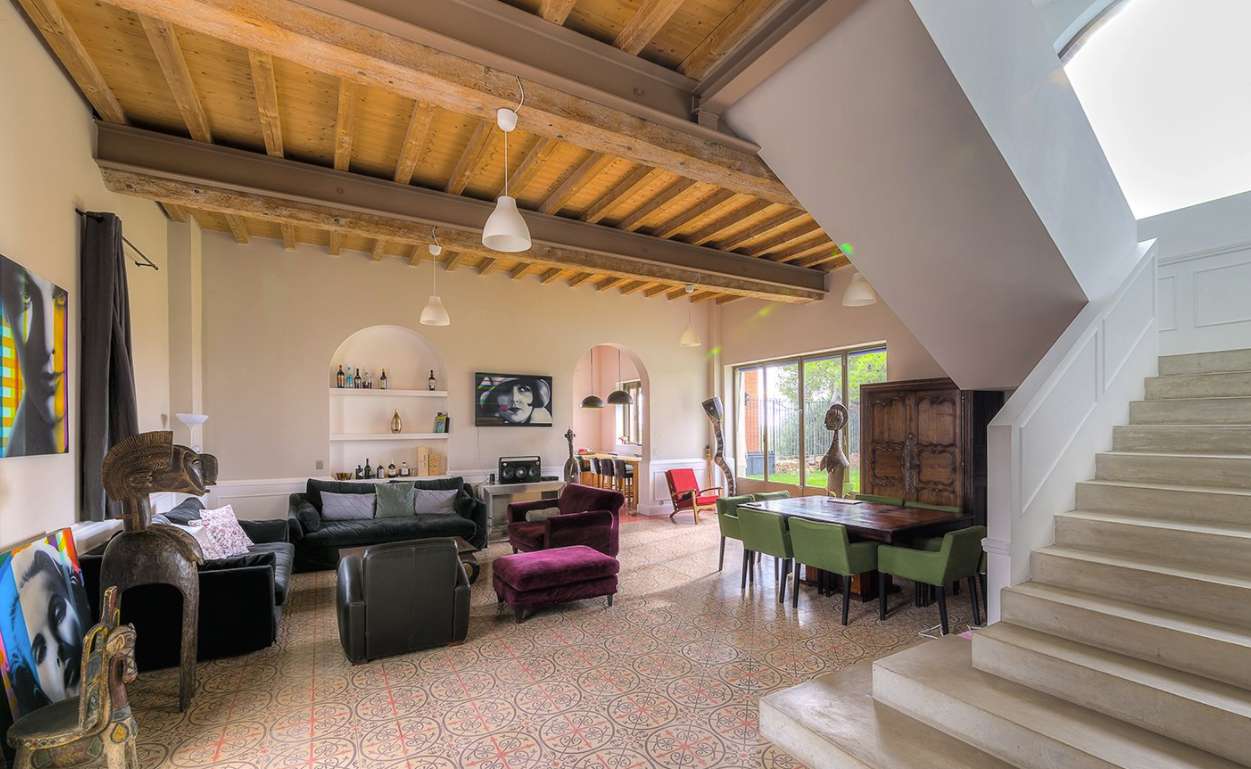 Versatile and imposing estate just a short distance from Perpignan, Canet a