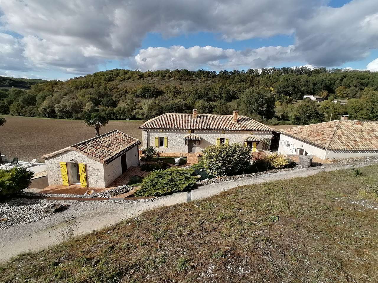 Beautifully and completely restored former Quercy farmhouse and gites, idea