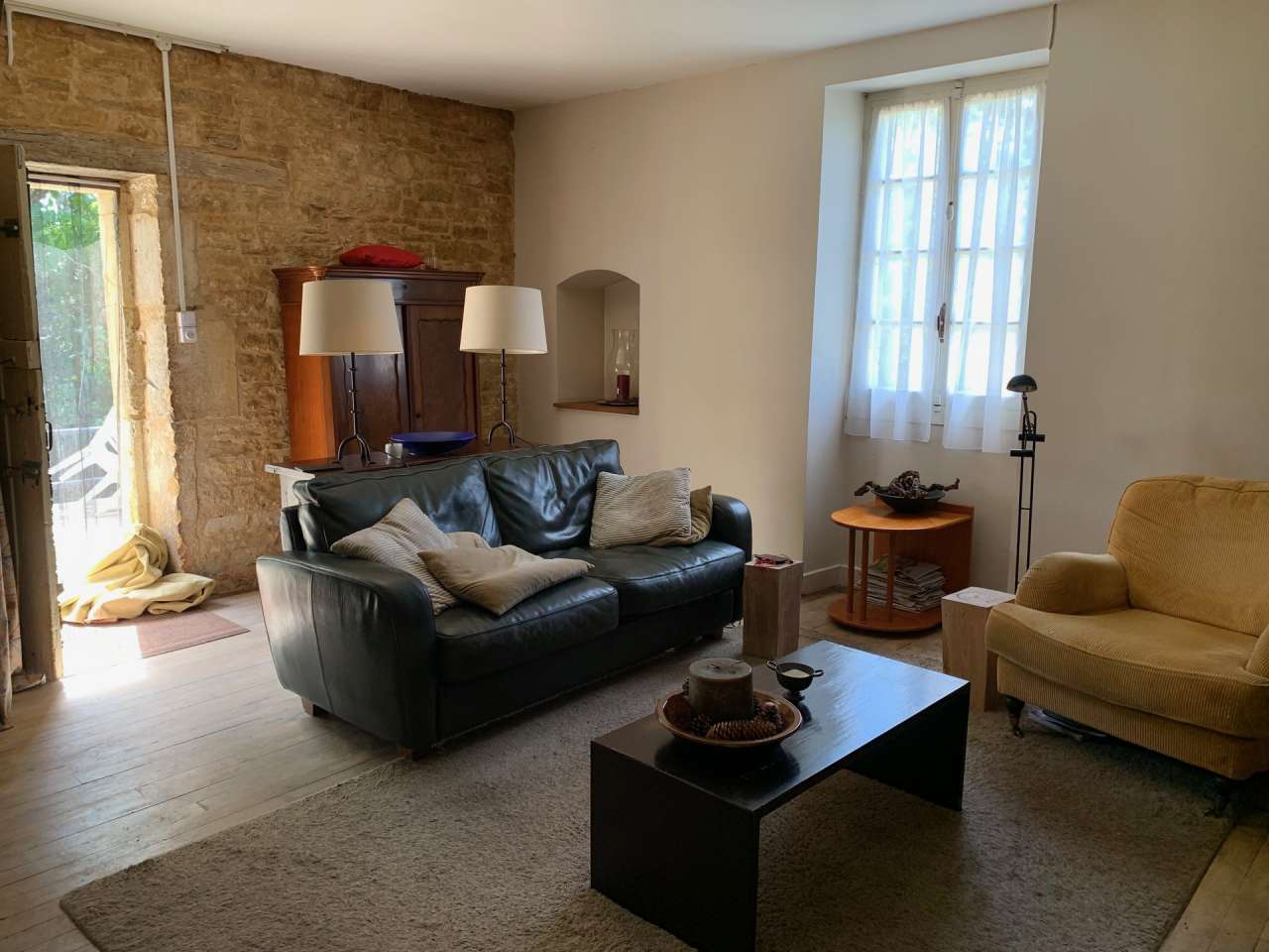 Charming 8 bedroom gite complex, with a total spacious living area of 500m2