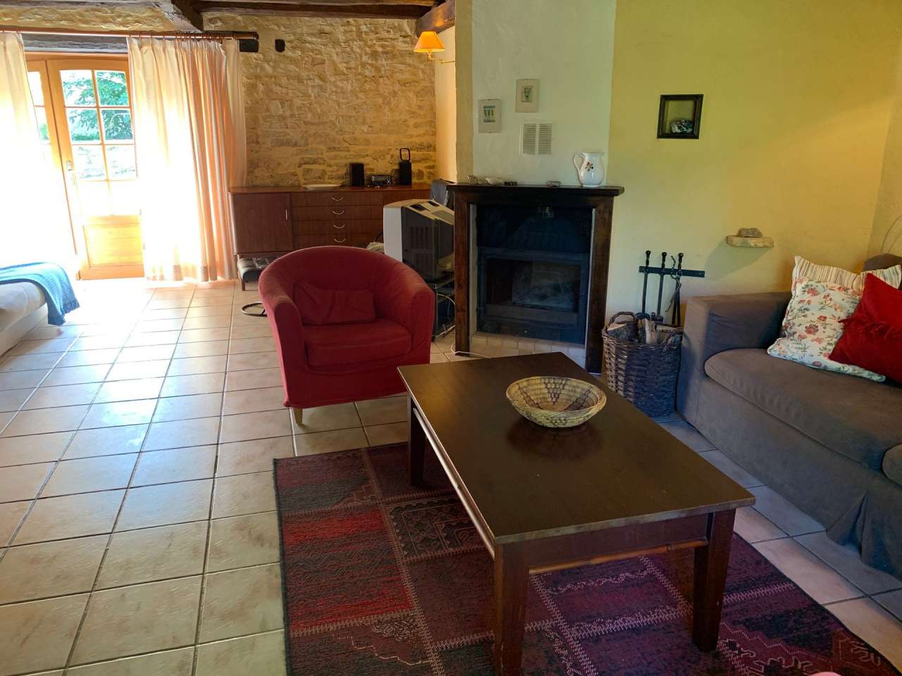 Charming 8 bedroom gite complex, with a total spacious living area of 500m2