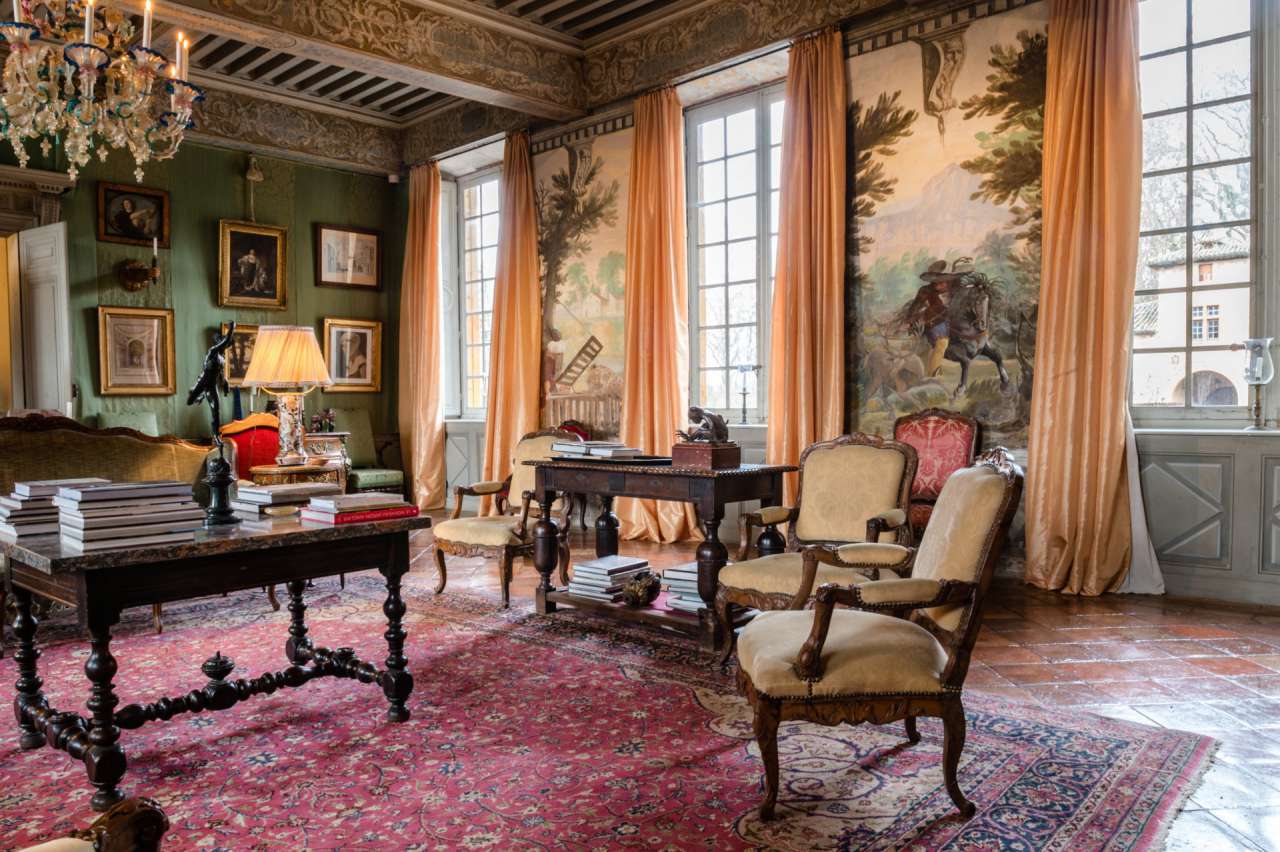 Nestling in 98 acres of marvellous landscaped gardens, woodland and orchard