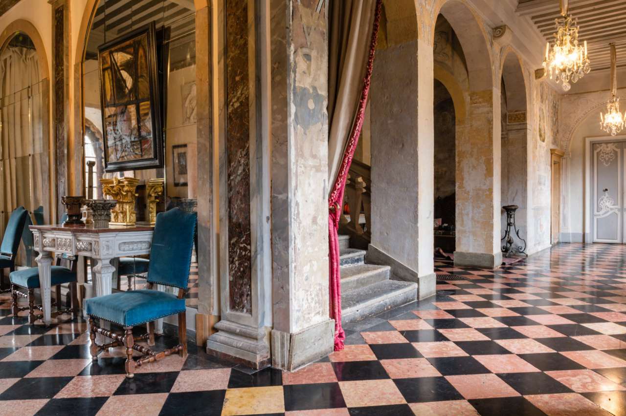 Nestling in 98 acres of marvellous landscaped gardens, woodland and orchard