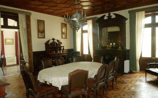 Full of character and charm and beautifully presented throughout, this magn