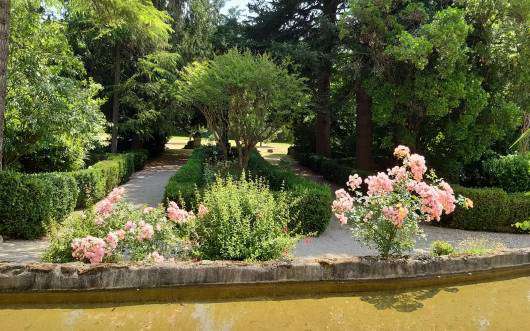 Full of character and charm and beautifully presented throughout, this magn