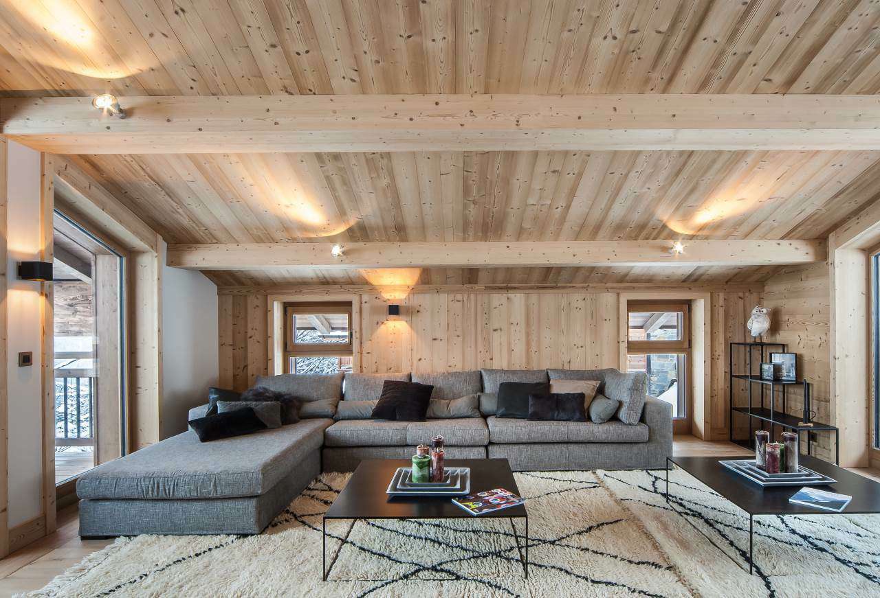 Outstanding luxury 3 storey, 5 bedroom chalet with Spa and gym, enjoying sp