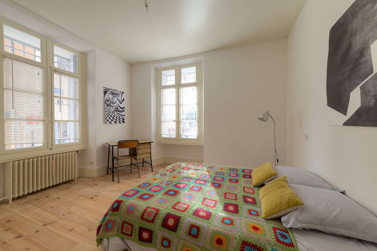 Superb and spacious duplex apartment with terrace, patio, summer kitchen an