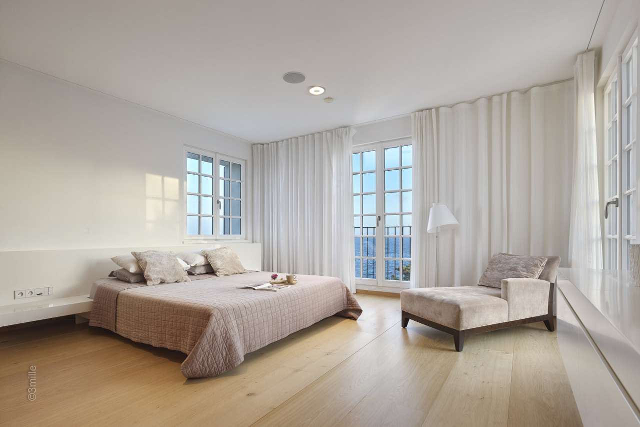 Absolutely outstanding 6 bedroom architect designed, waterfront property,ne