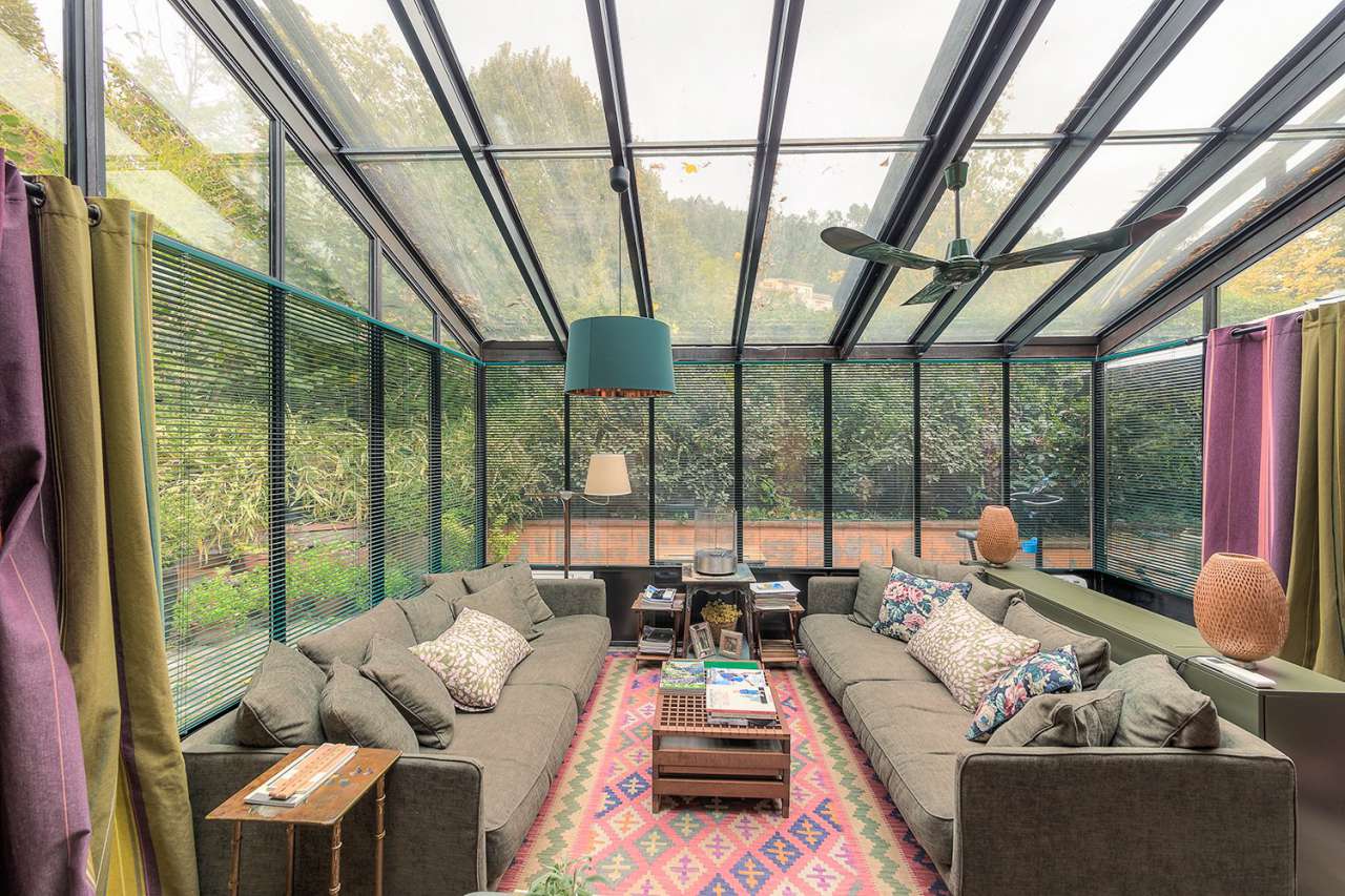 Full of charm and character is this wonderful 4 bedroom house nestling in a