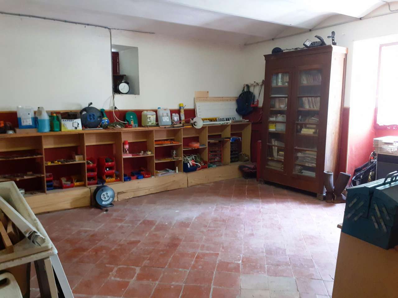 Magnificent, grand and spacious 13 bedroom stone built manor house, with a