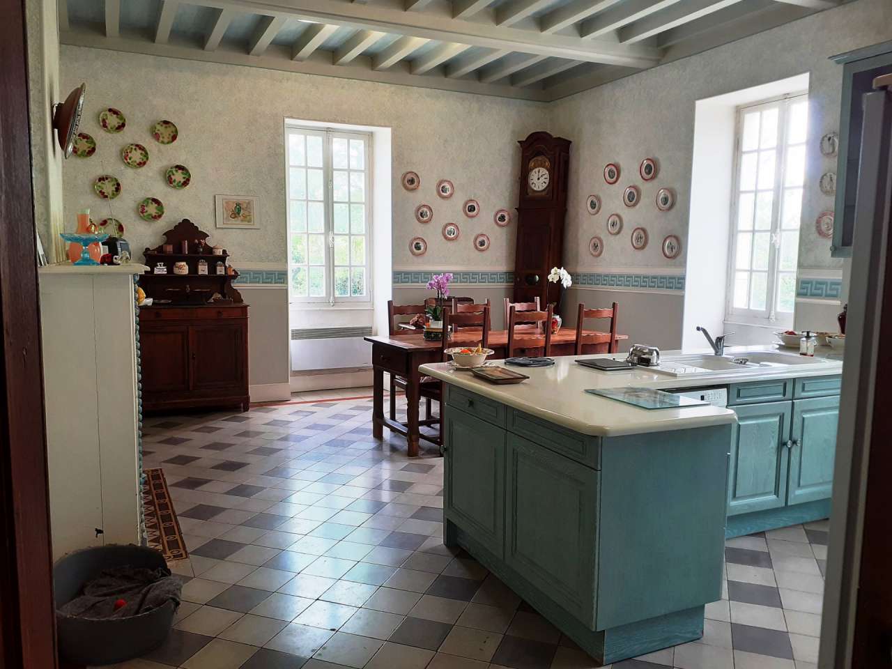 Magnificent, grand and spacious 13 bedroom stone built manor house, with a