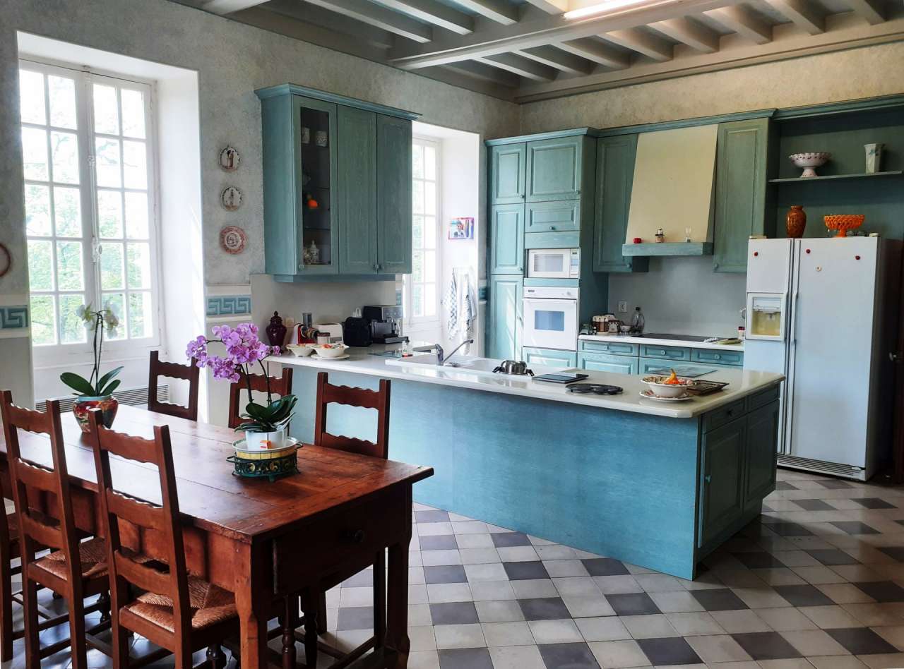 Magnificent, grand and spacious 13 bedroom stone built manor house, with a