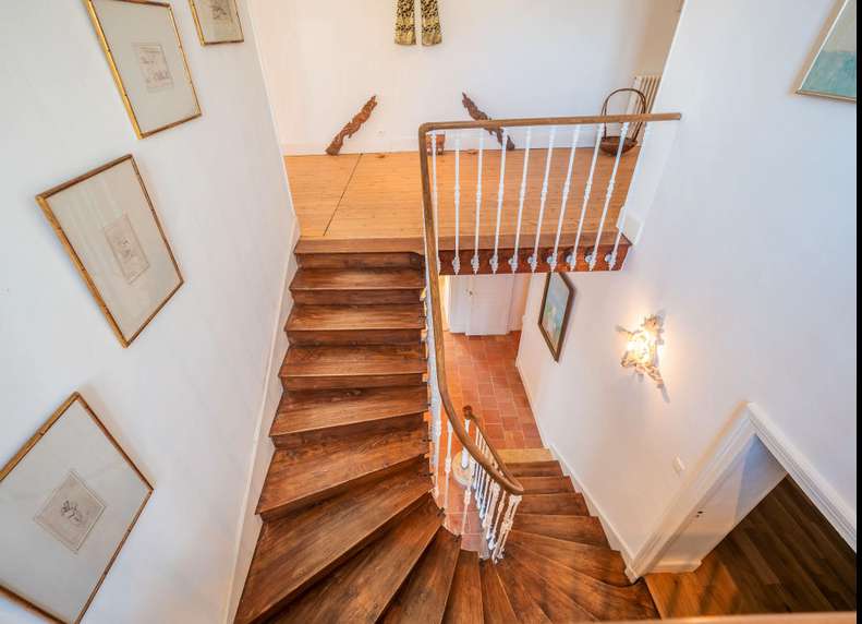 Charming and sympathetically restored character property set in over 11 acr