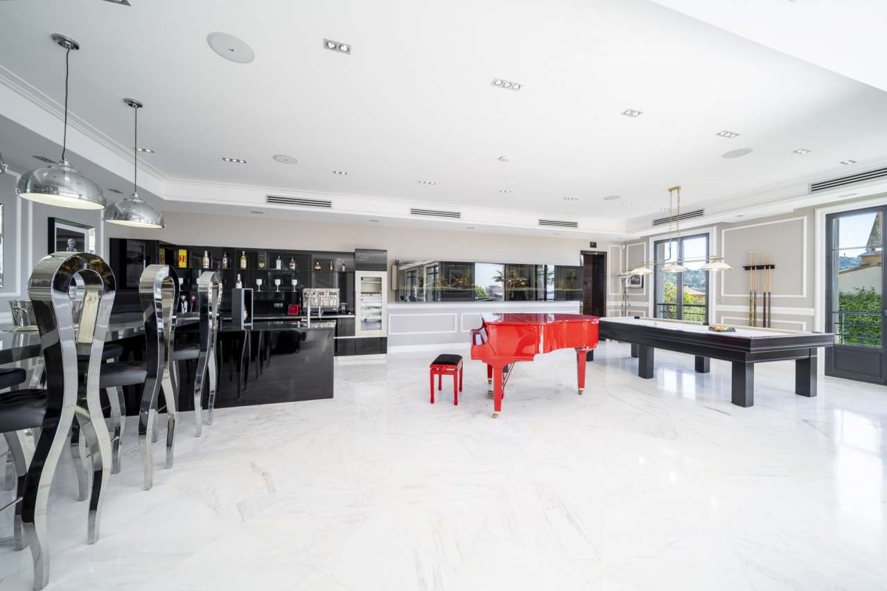 With stunning sea views, this grand, unique, spacious and totally refurbish