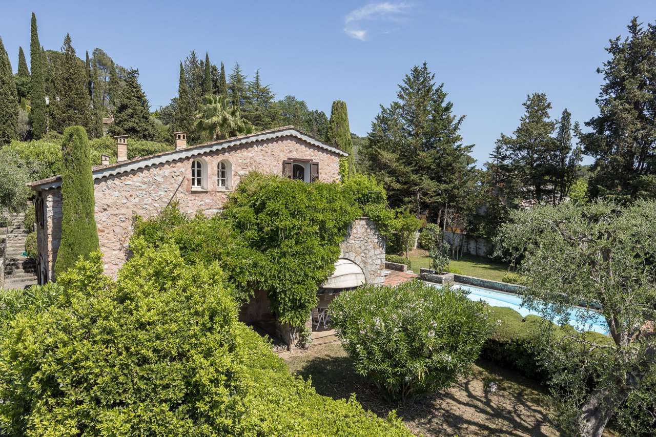 Full of character and charm, this superb 4 bedroom stone built bastide is i