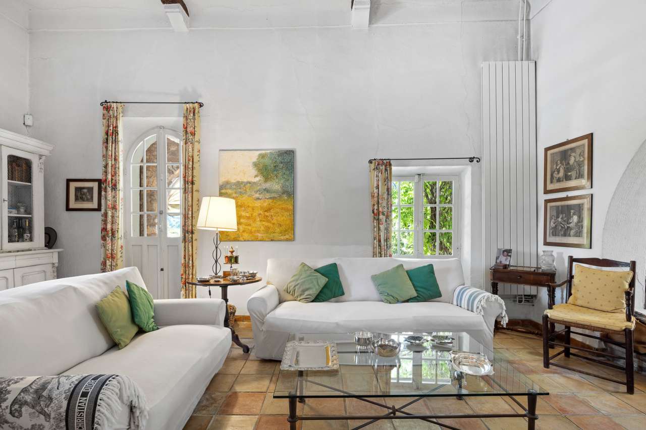 Full of character and charm, this superb 4 bedroom stone built bastide is i