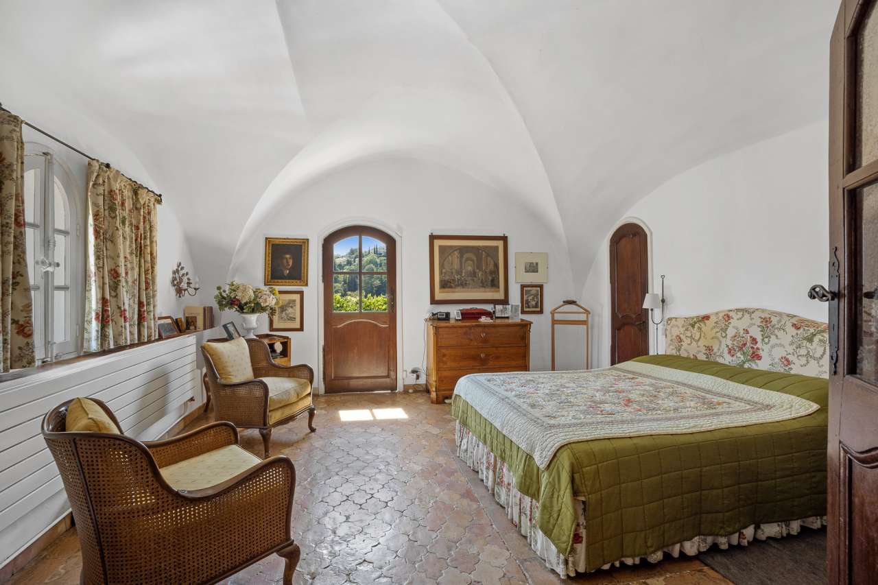 Full of character and charm, this superb 4 bedroom stone built bastide is i